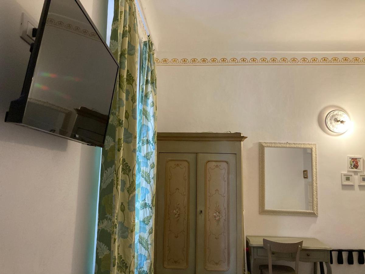 Casa Italia 호텔 스포토르노 외부 사진